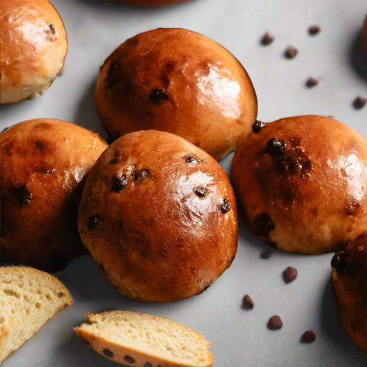 6 Chocolate buns